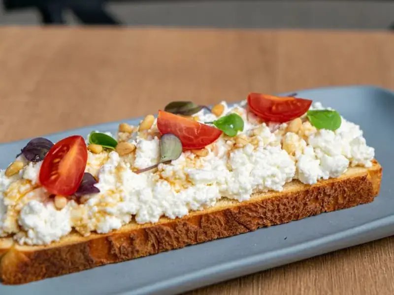 Cottage Cheese & Tomato Toast