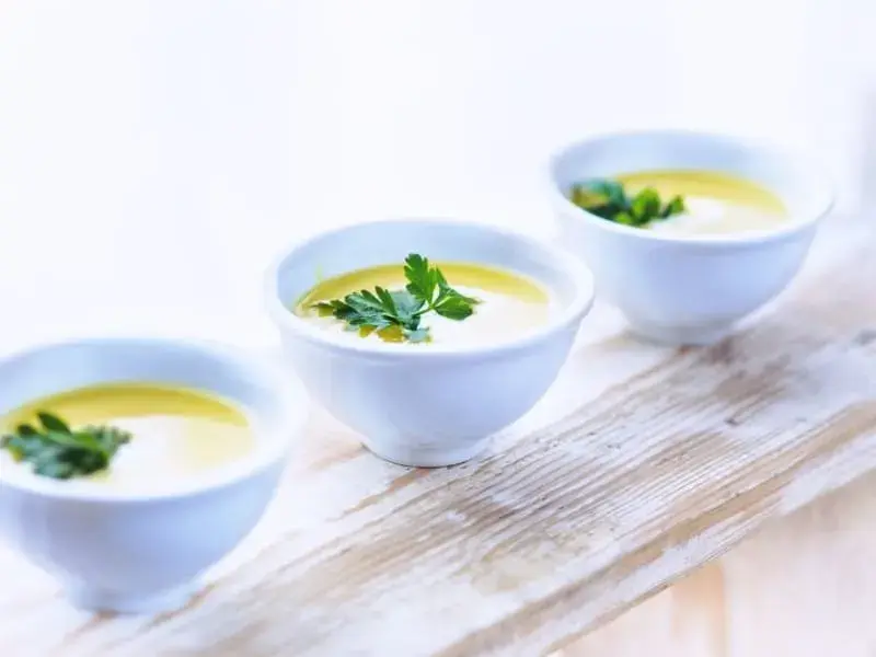 Curried Parsnip & Apple Soup