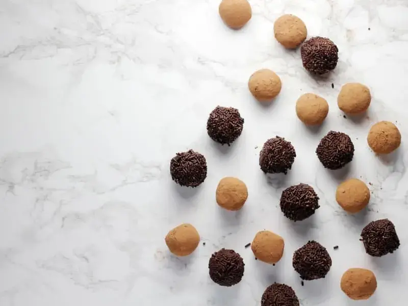 No-Bake Chocolate Orange Truffles