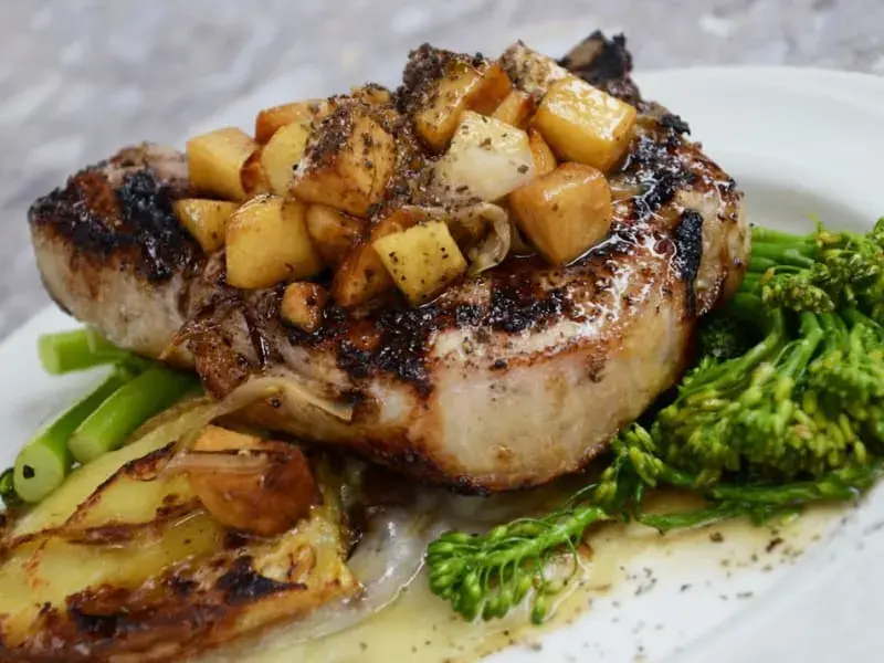 Pork Chops with Apple & Mustard Sauce